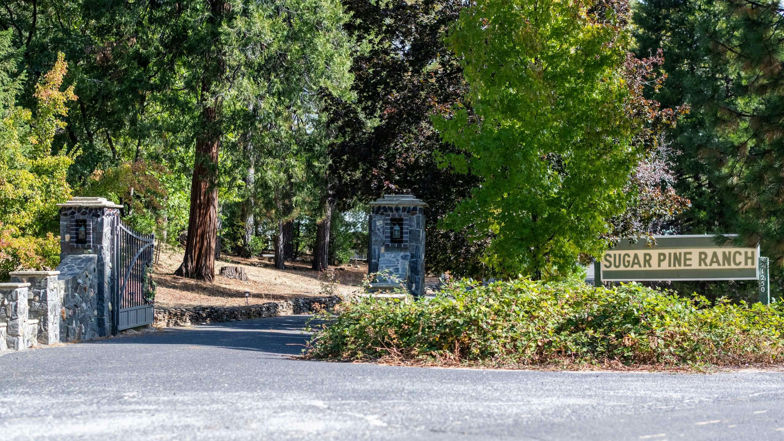 Hotel Inn at Sugar Pine Ranch photo 4