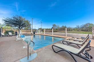 Hotel Best Western La Grange Inn & Suites photo 5