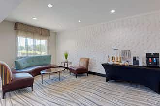 Hotel Best Western Plus Arlington North Hotel & Suites photo 2