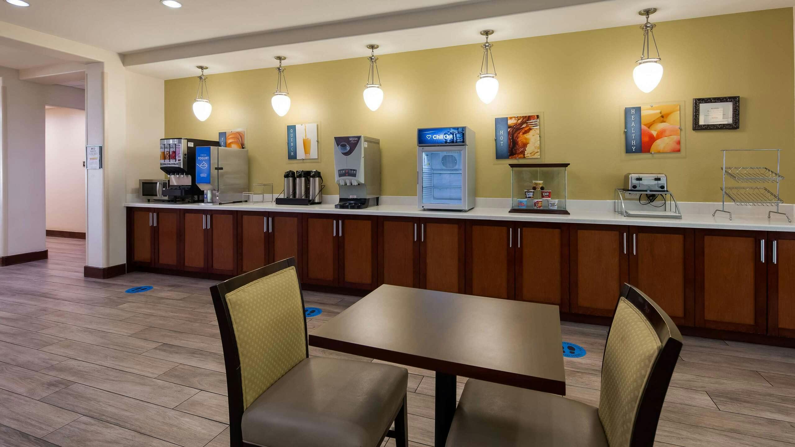 Hotel Best Western Plus Spring Inn & Suites photo 4