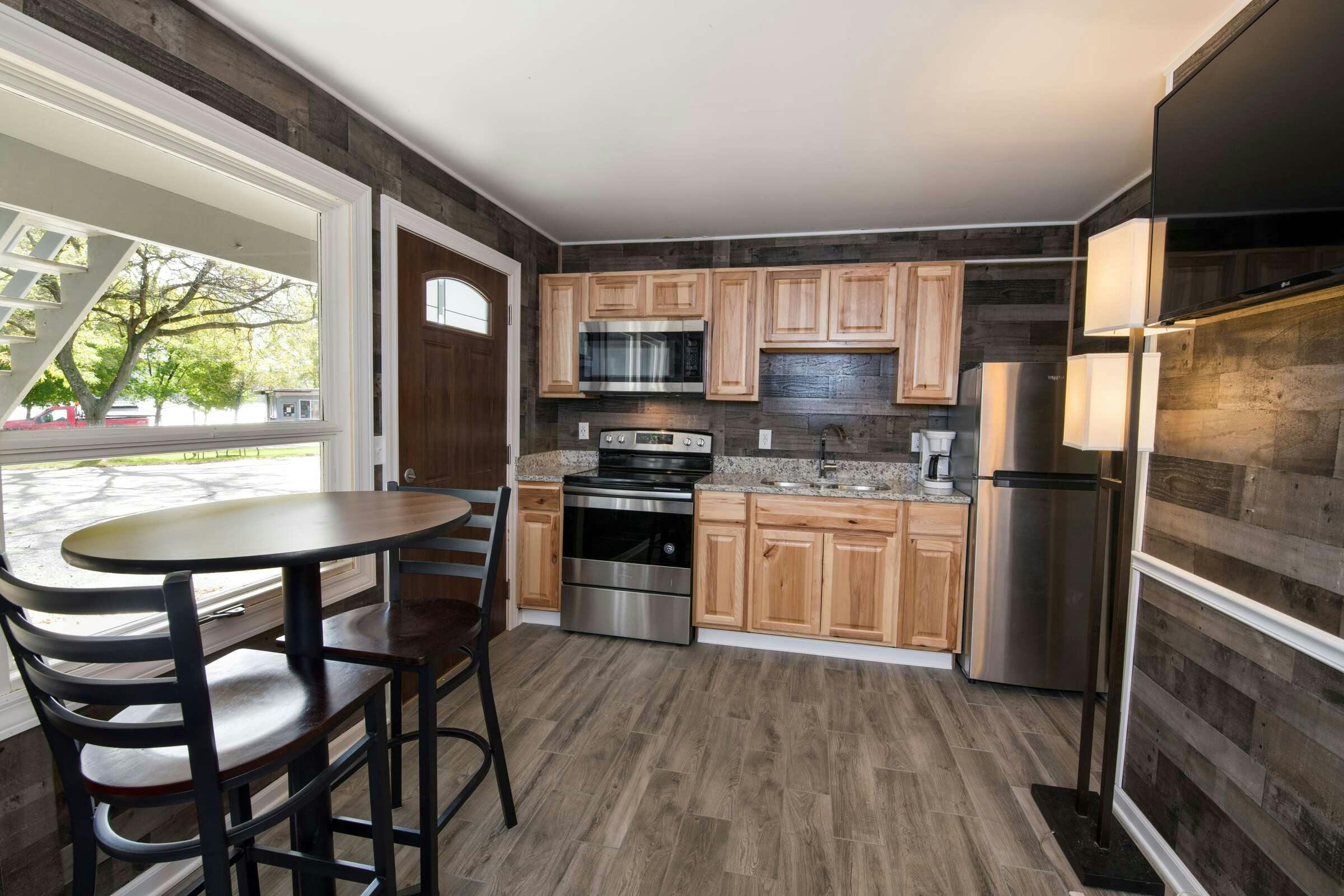 Hotel Delton Oaks Resort photo 3