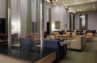 Hotel Hampton Inn & Suites National Harbor/Alexandria Area photo 2