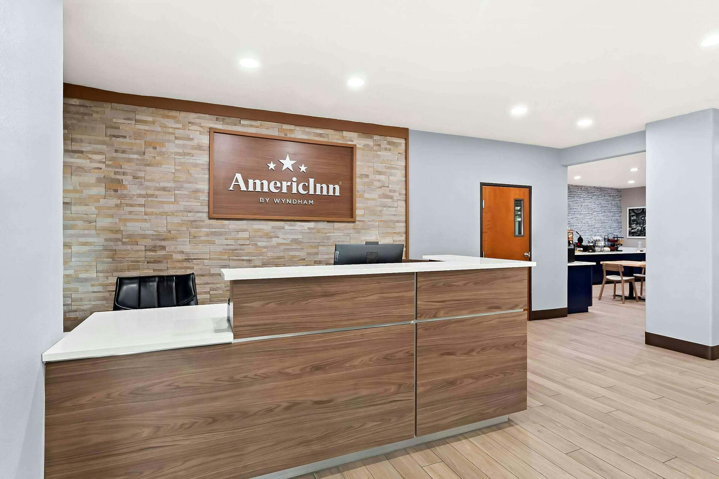 Hotel AmericInn by Wyndham New Braunfels photo 4