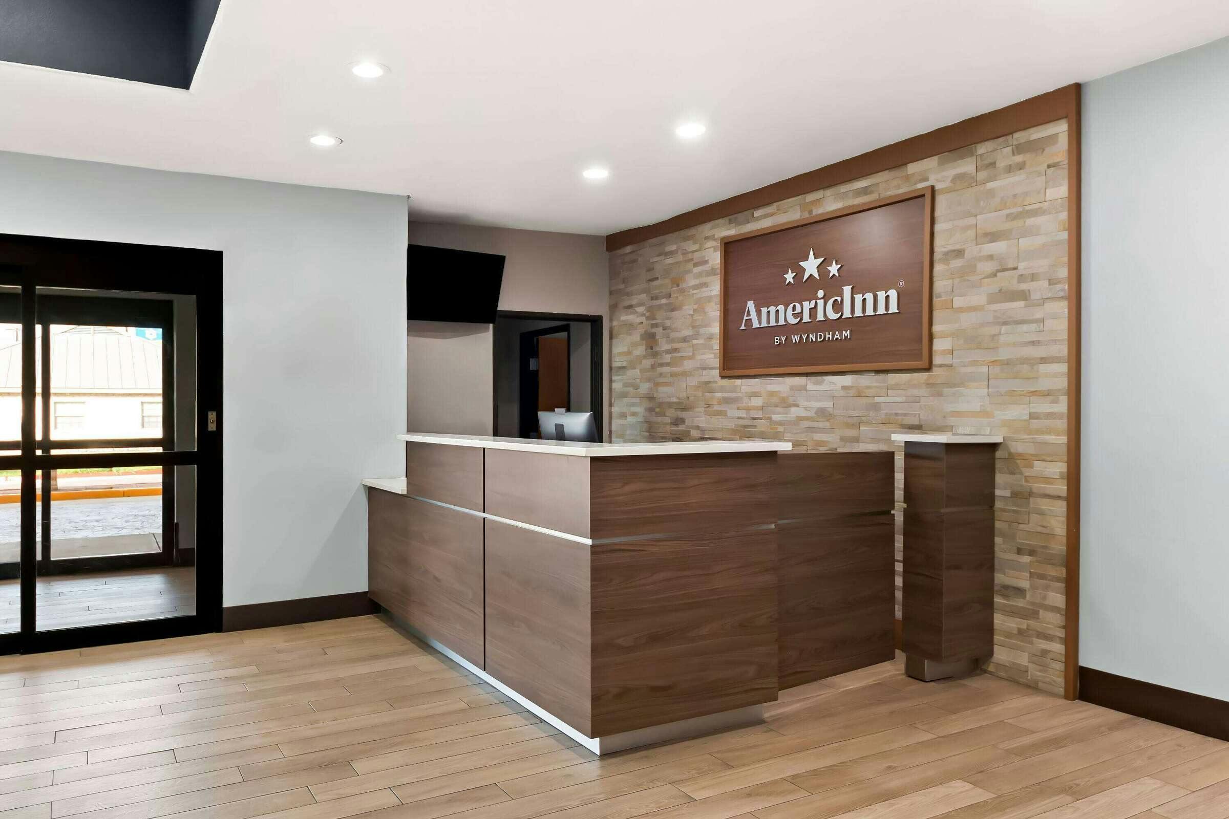 Hotel AmericInn by Wyndham New Braunfels photo 5
