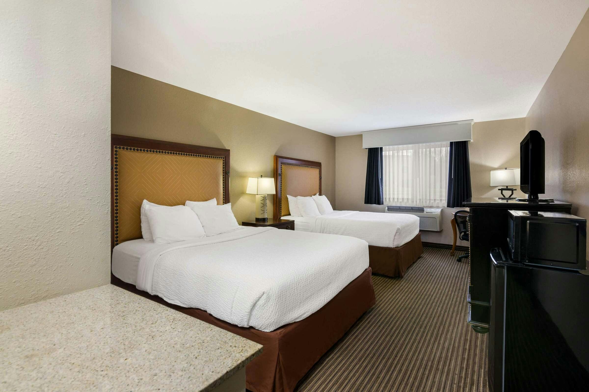 Hotel Revel Hotel Minot, Sure Stay Collection By Best Western photo 3