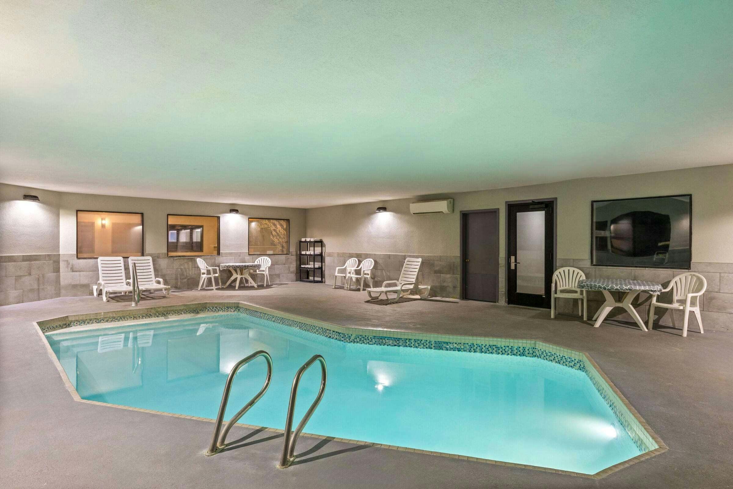 Hotel Baymont by Wyndham Moses Lake photo 3