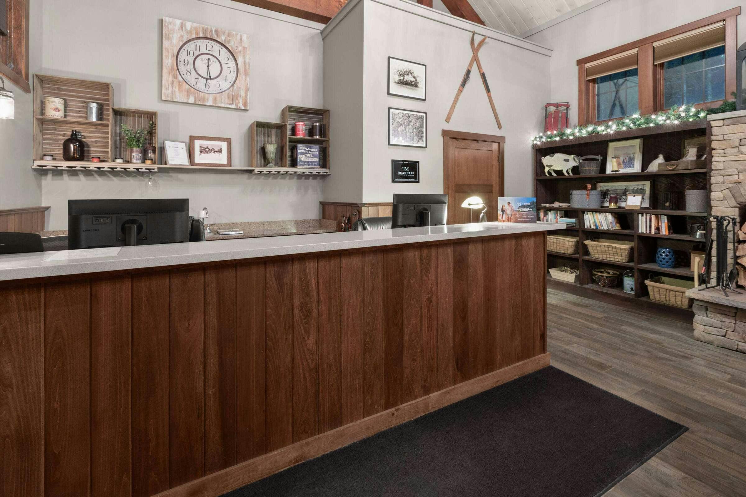 Hotel Corduroy Inn Lodge Trademark photo 5