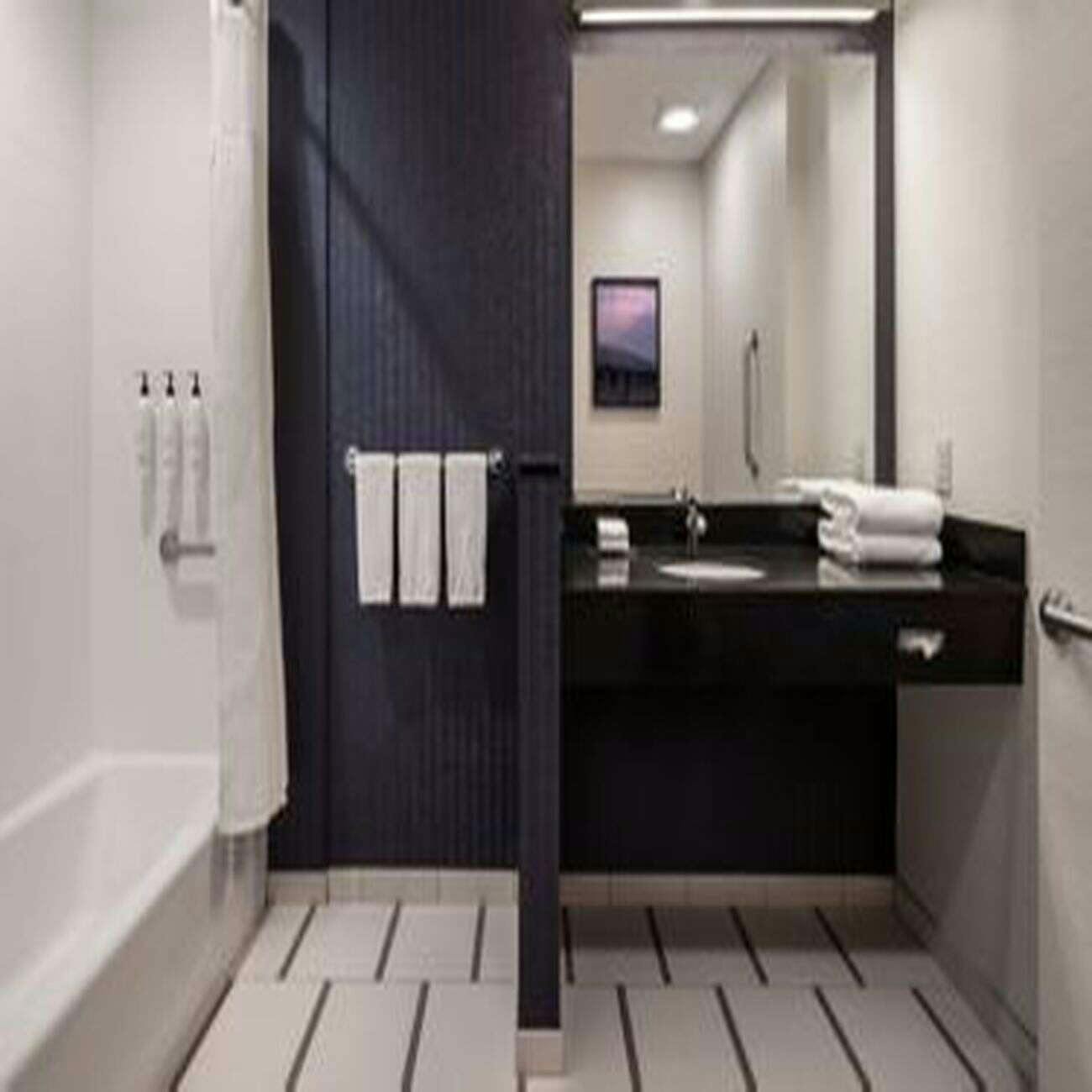 Hotel Fairfield Inn & Suites Akron Fairlawn photo 3