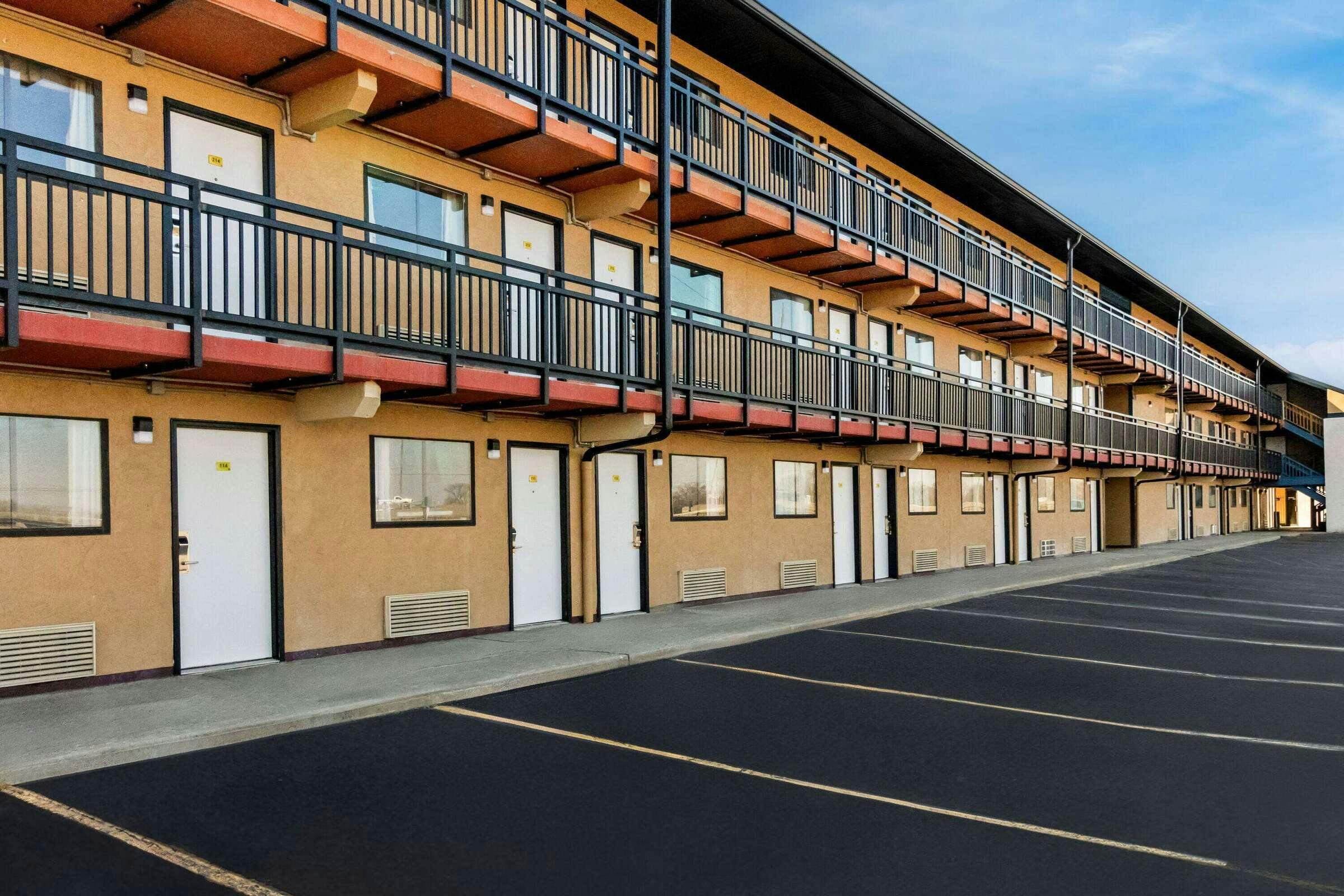 Hotel Super 8 Vandalia Dayton Intl photo 2