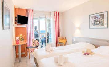 Hotel Hendaye Azureva photo 1