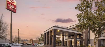 Best Western Grand Manor Inn