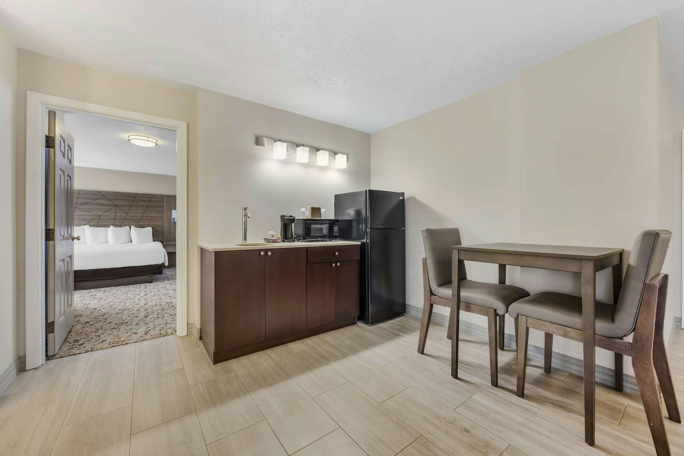 Hotel Best Western Grand Manor Inn photo 1