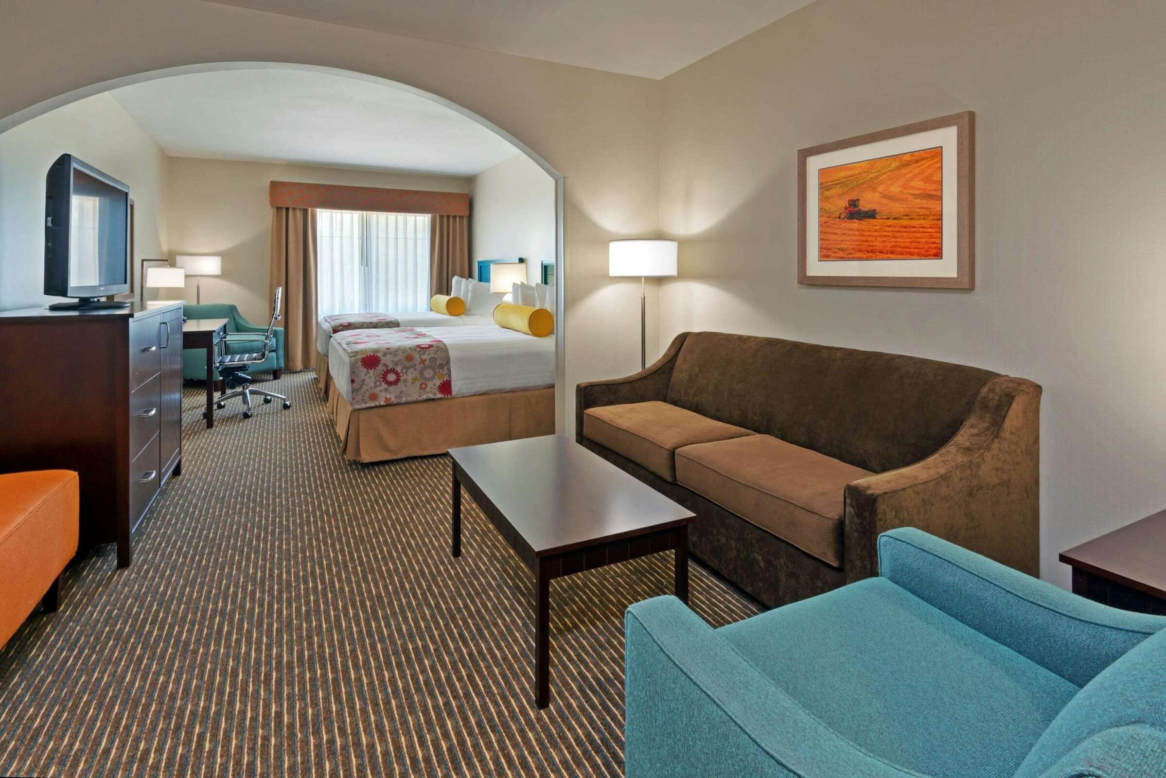 Hotel Best Western Plus Dayton Hotel & Suites photo 2