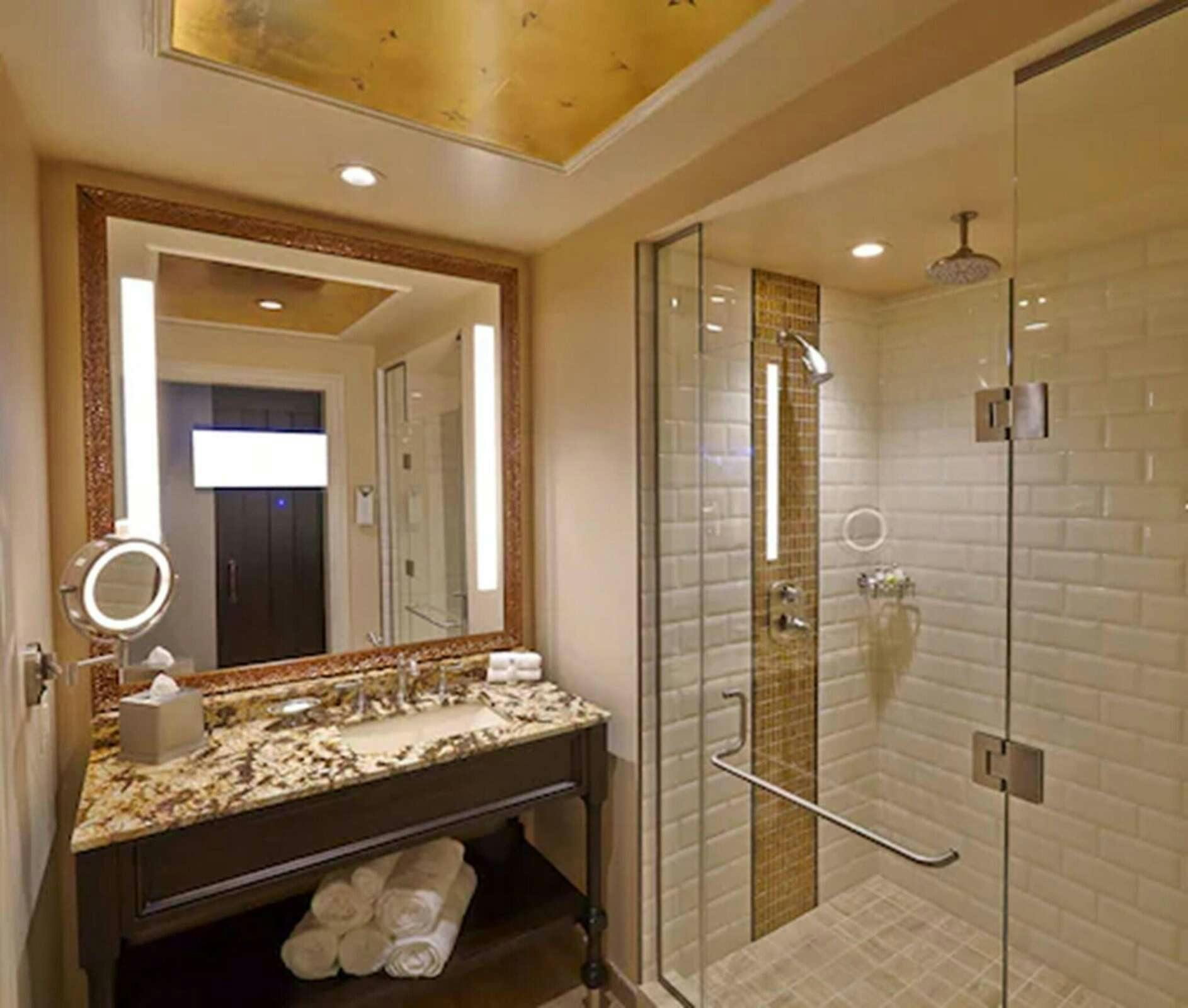 Hotel River City Casino &amp; Hotel photo 4