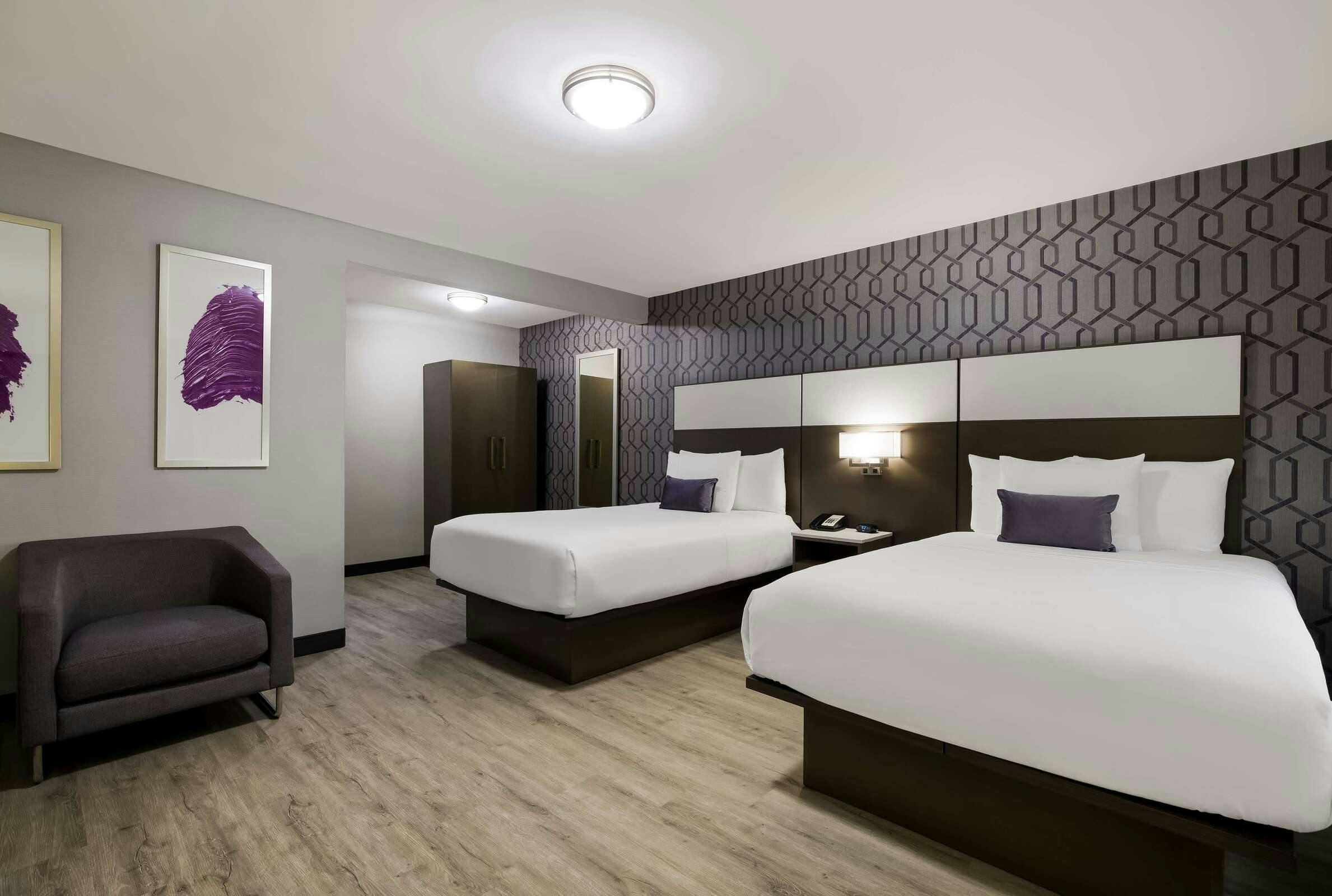 Hotel Sunset West Hotel, Sure Stay Collection By Best Western photo 2