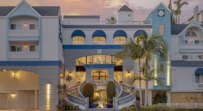 Best Western Plus Marina Shores Hotel