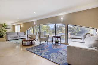 Hotel Best Western Plus Marina Shores Hotel photo 3