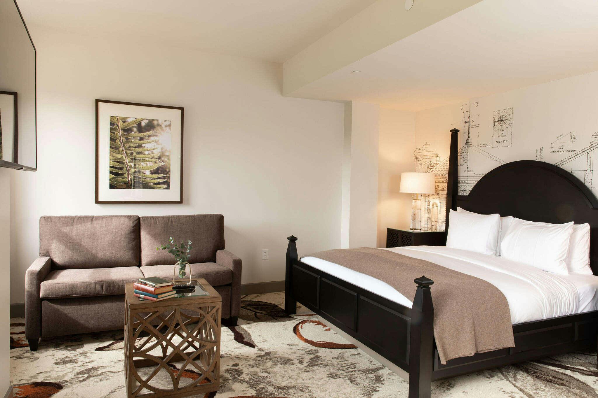 Hotel The Lodge at St. Edward Park photo 4