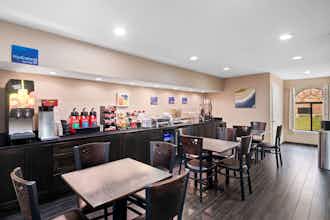 Hotel Best Western Cedar Inn photo 3