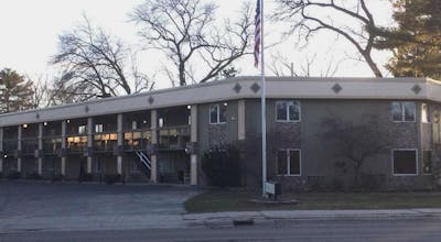 Super 8 by Wyndham Traverse City