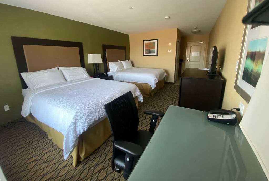 Hotel Wingate Fort Saskatchewan photo 5