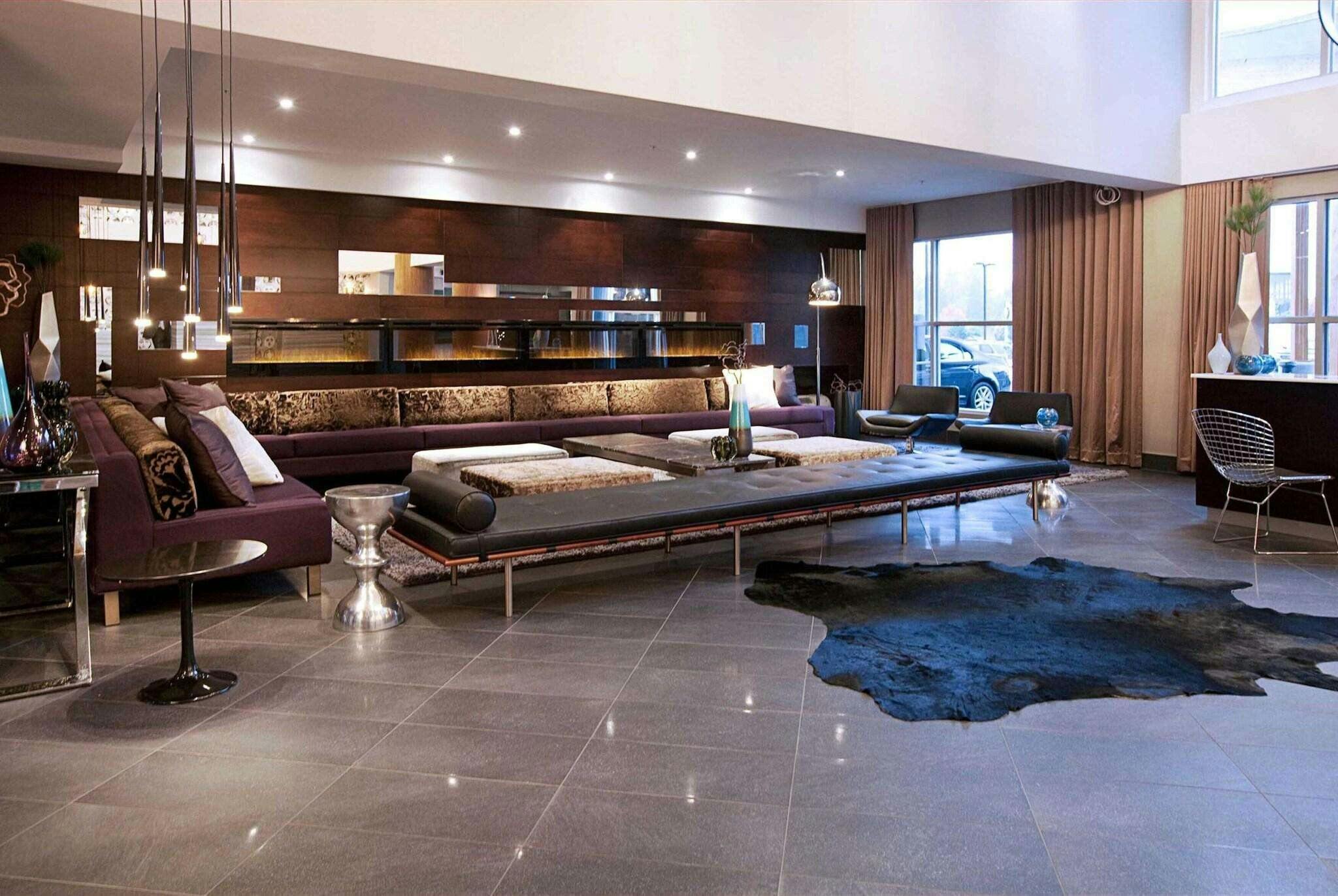 Hotel Sandman Signature Langley Hotel photo 5