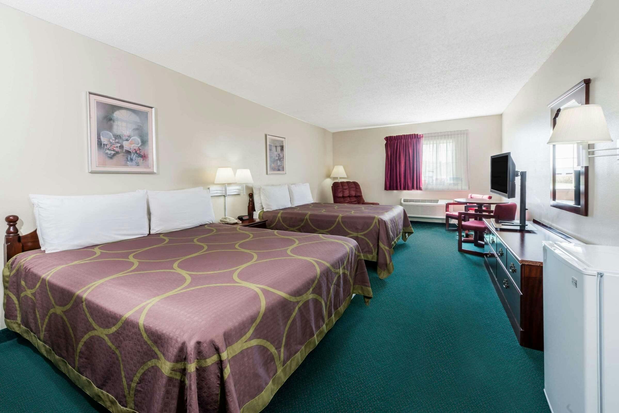 Hotel Super 8 Jerseyville IL photo 3