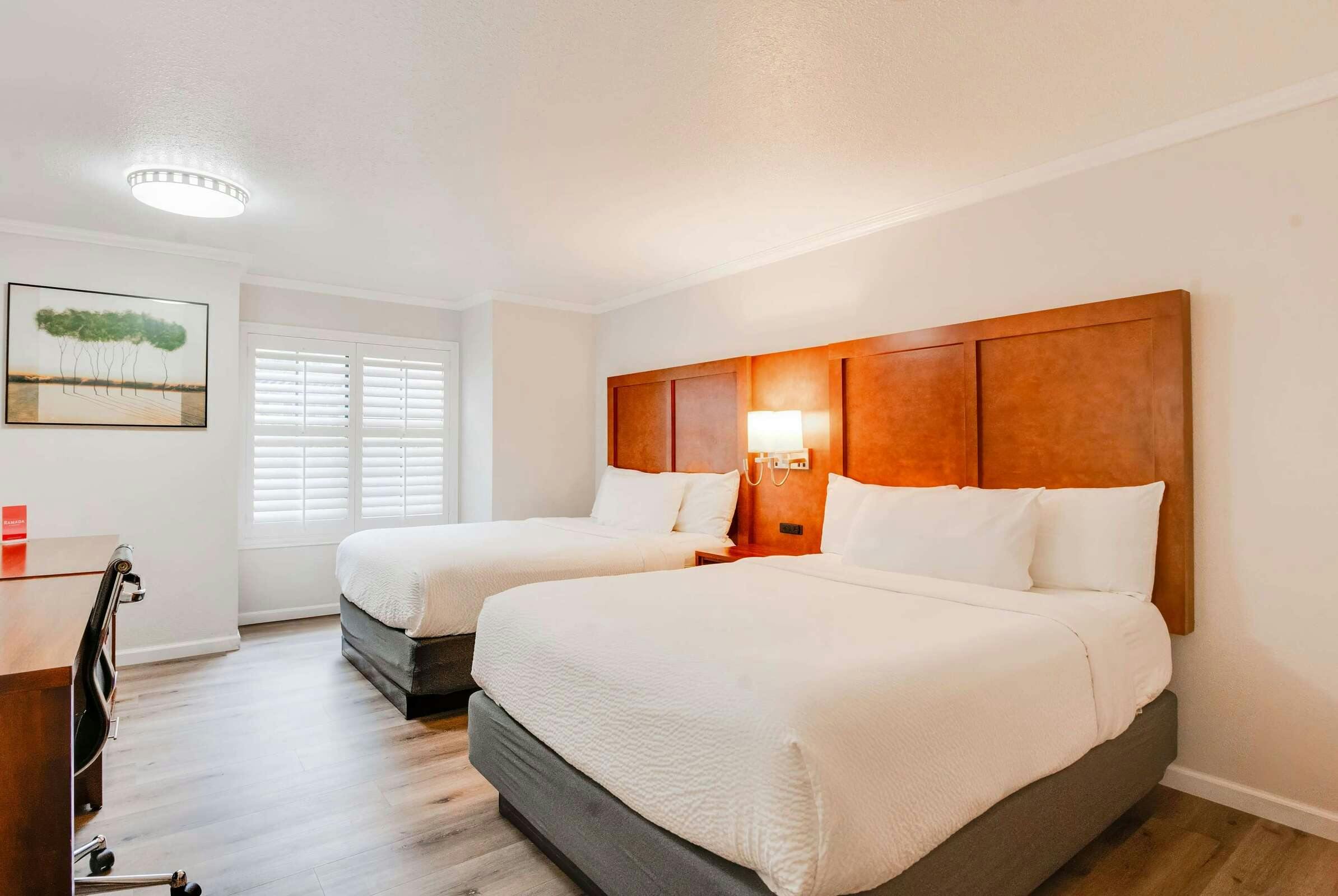 Hotel Ramada by Wyndham Mountain View photo 5