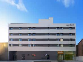 Hotel easyHotel Madrid Alcala photo 2