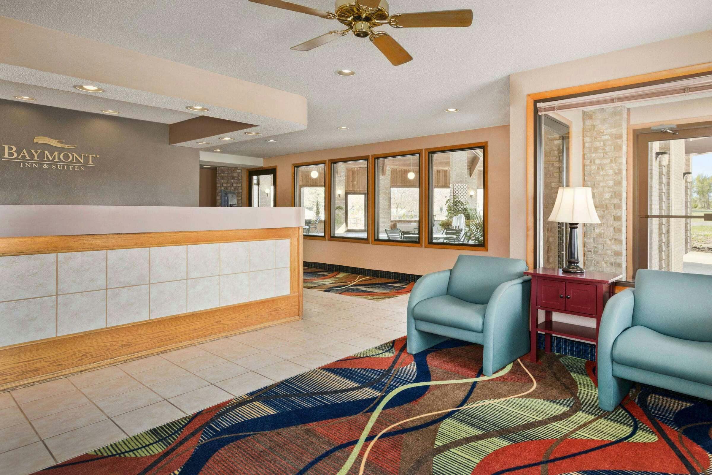 Hotel Baymont Inn and Suites Logan photo 1