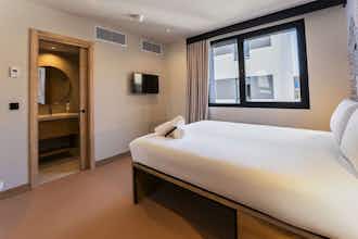 Hotel easyHotel Madrid Alcala photo 4
