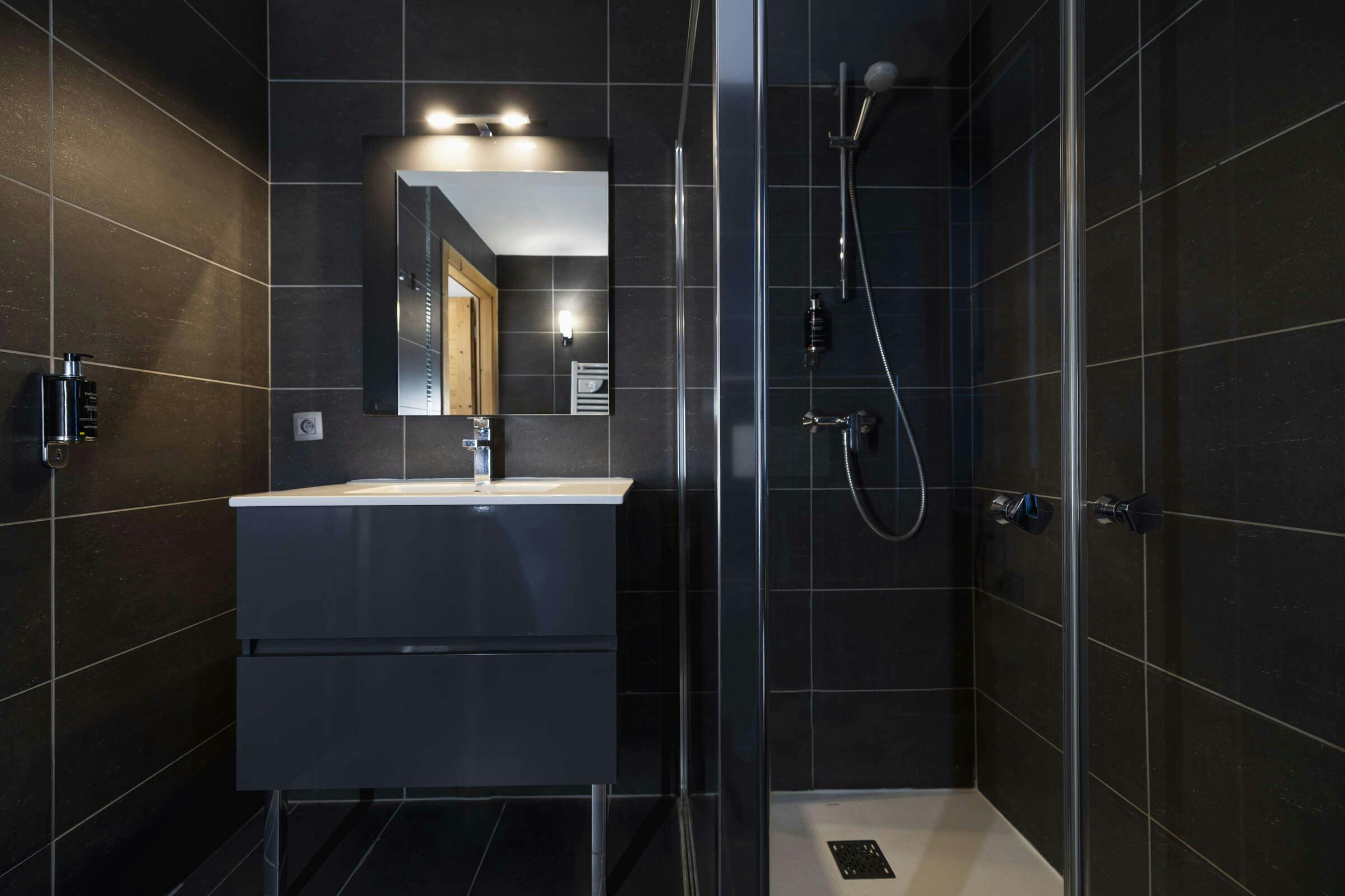 Hotel Hôtel de l'Arve by HappyCulture photo 4