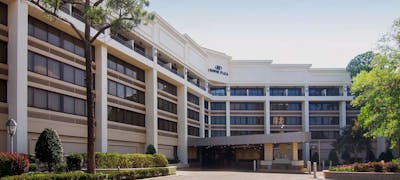 Crowne Plaza Executive Center Baton Rouge by IHG