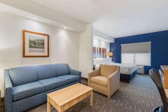 Hotel Best Western Plus Westgate Inn & Suites photo 2