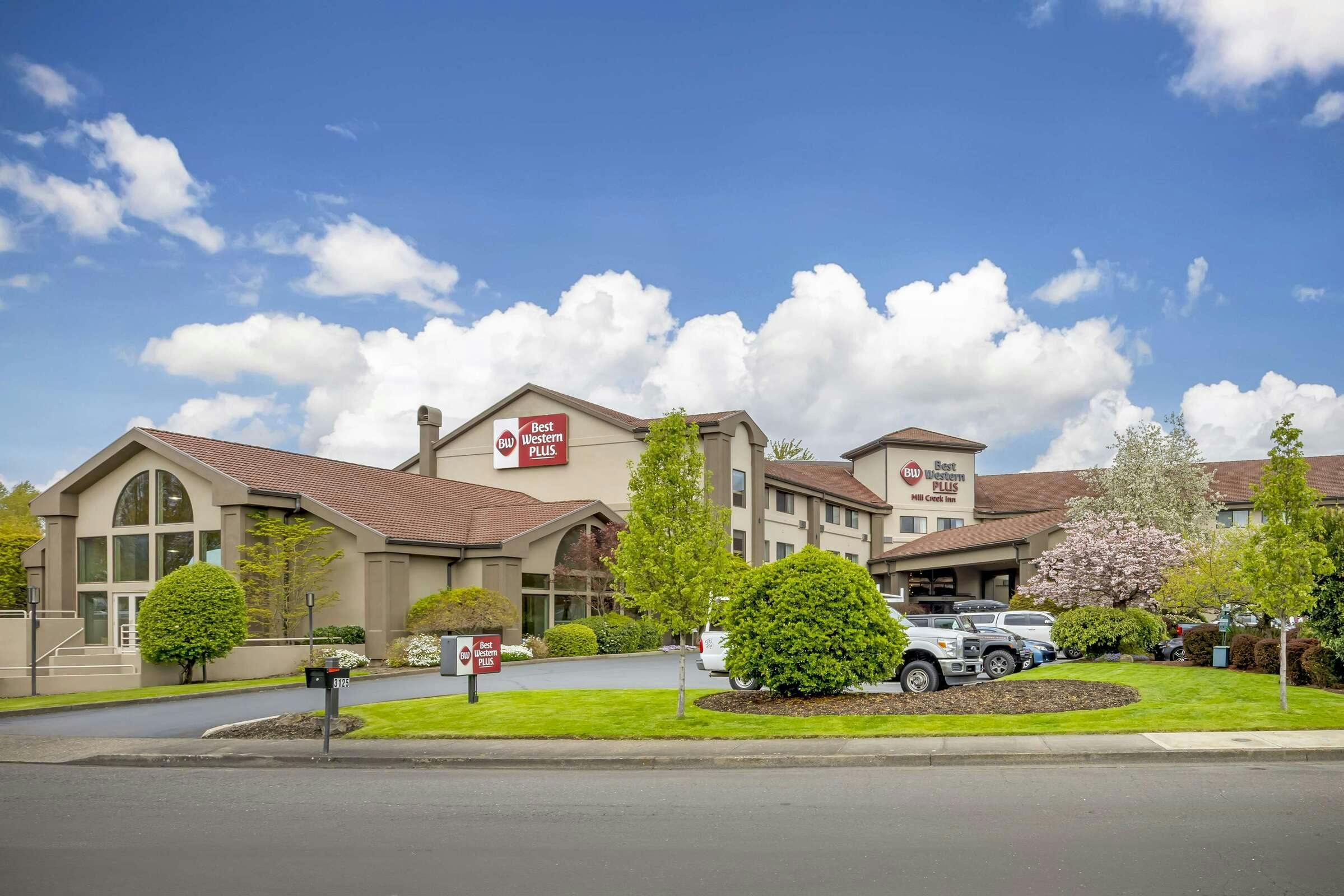 Best Western Plus Mill Creek Inn