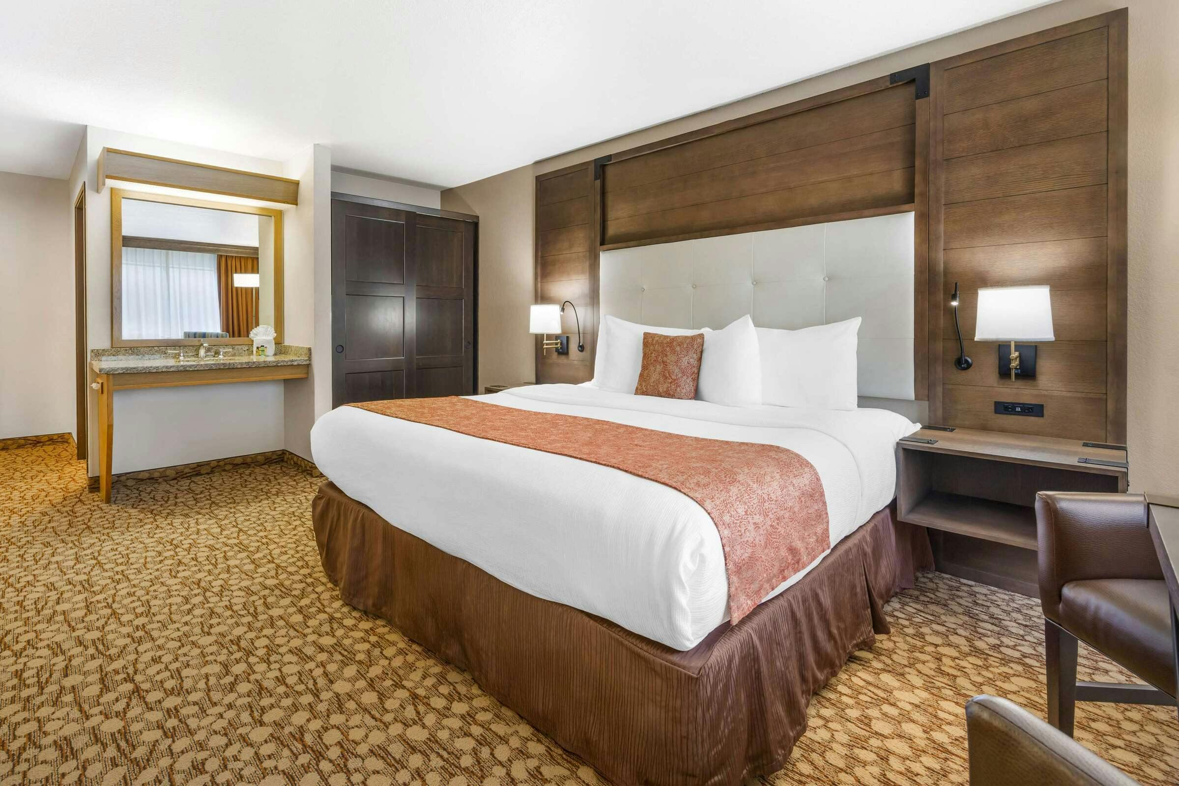 Hotel Best Western Plus Mill Creek Inn photo 2