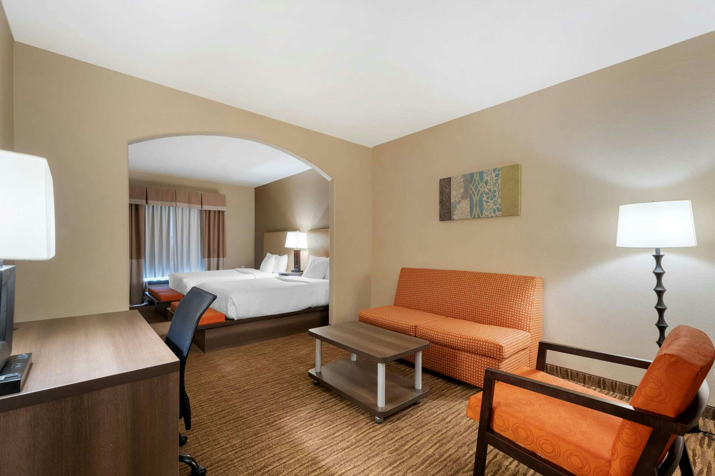 Hotel Best Western Plus DFW Airport Suites photo 1