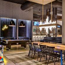 Hotel Aloft Chicago Mag Mile photo 5