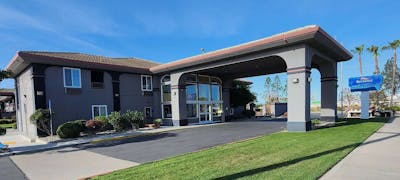 Baymont Manteca