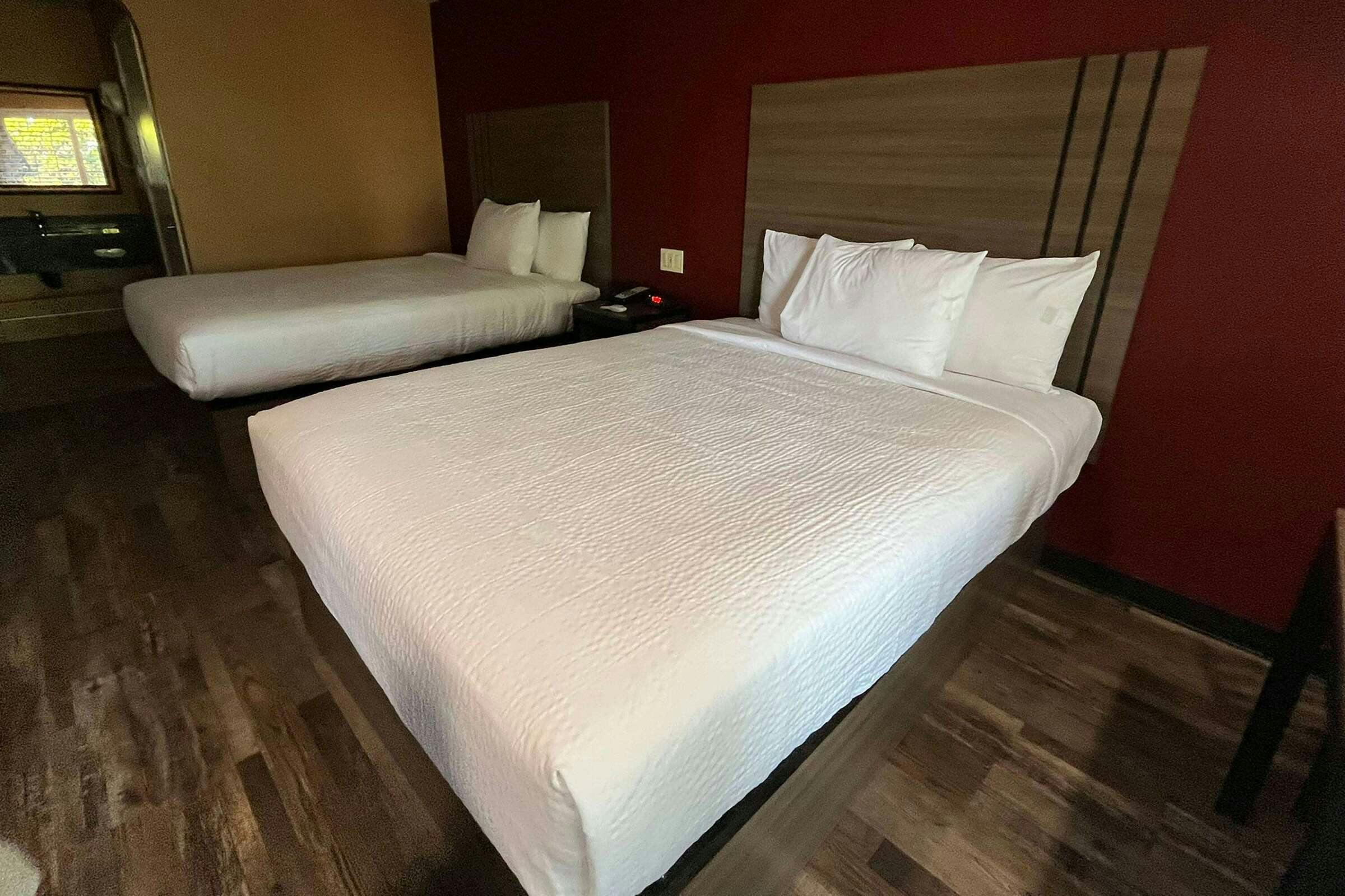 Hotel Baymont Manteca photo 4