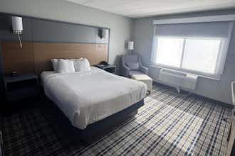 Hotel AmericInn by Wyndham Albert Lea photo 2
