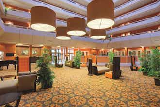 Hotel DoubleTree by Hilton Springfield photo 2