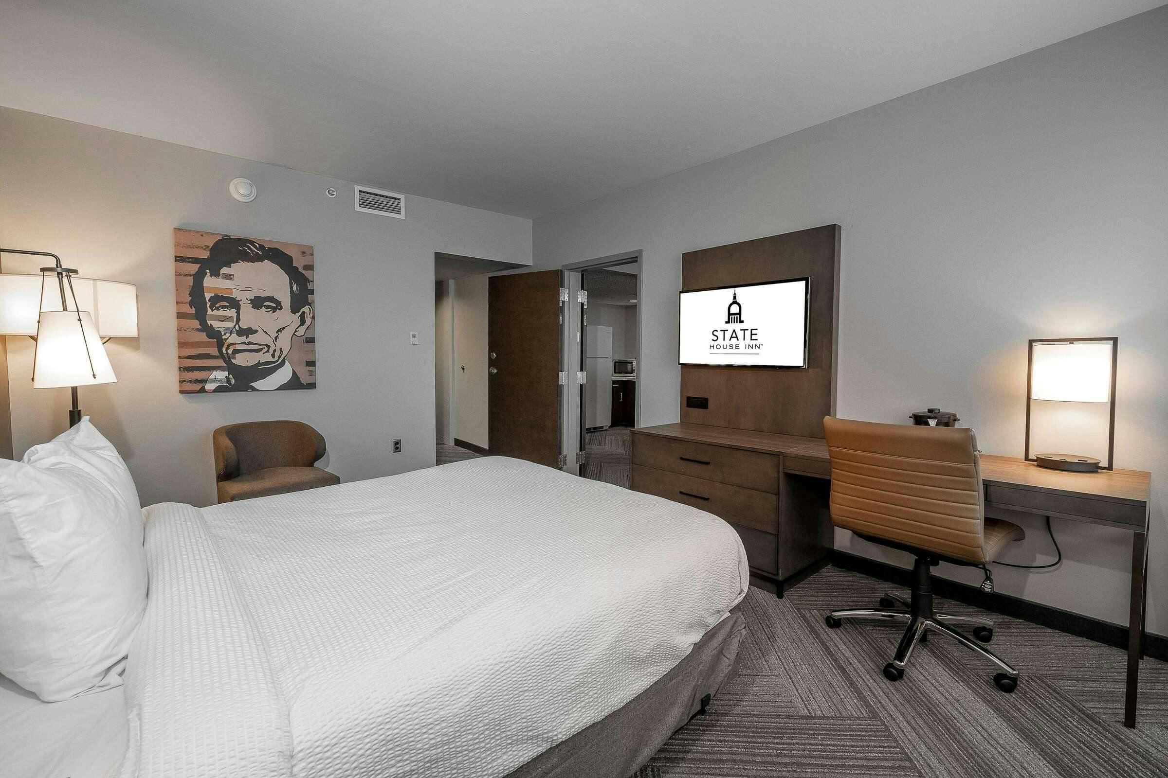 Hotel State House Inn Trademark Coll photo 5