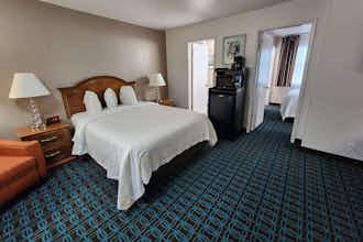 Hotel Ramada Bayside Inn and Suites photo 5