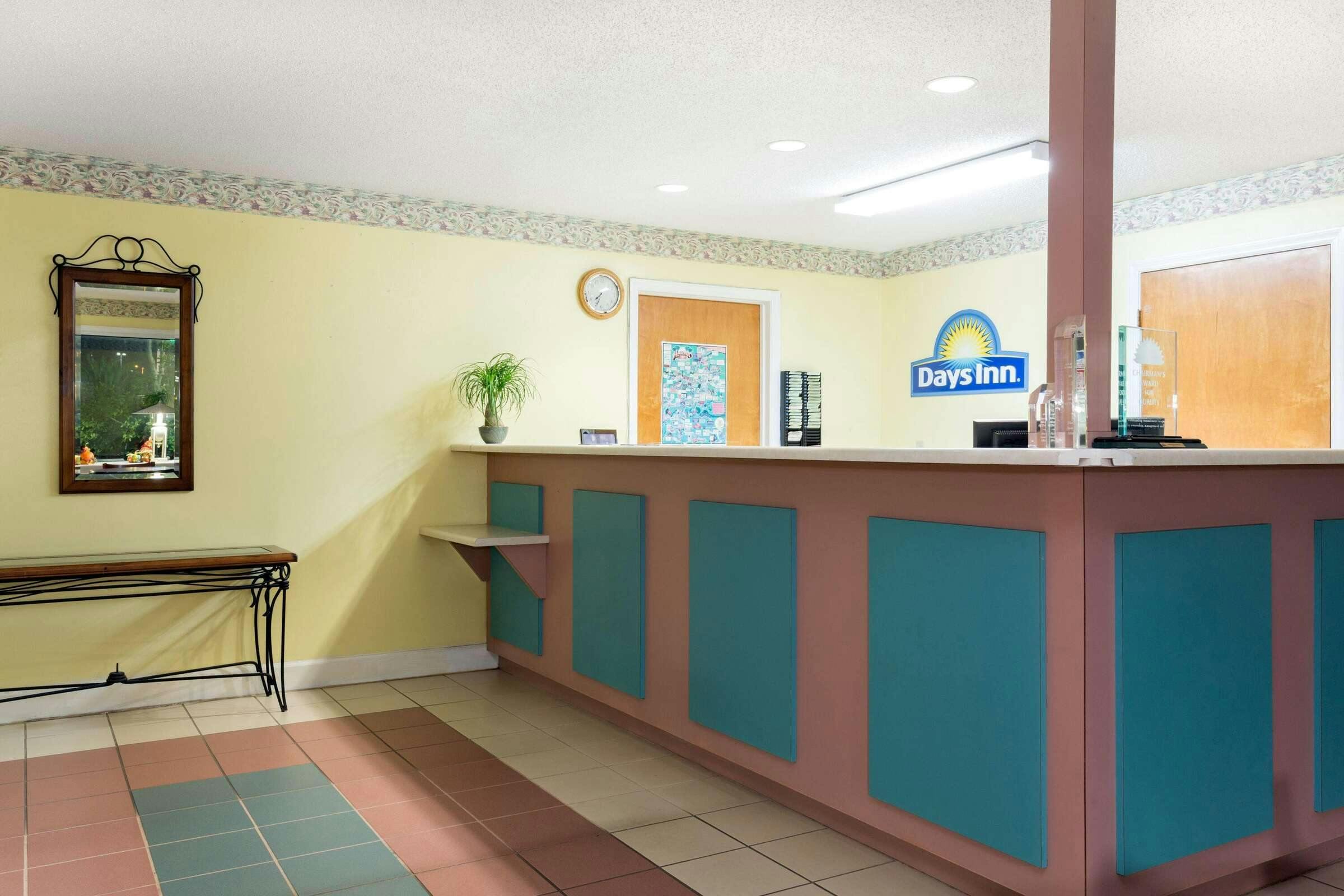 Hotel Days Inn Lamont/Monticello photo 1