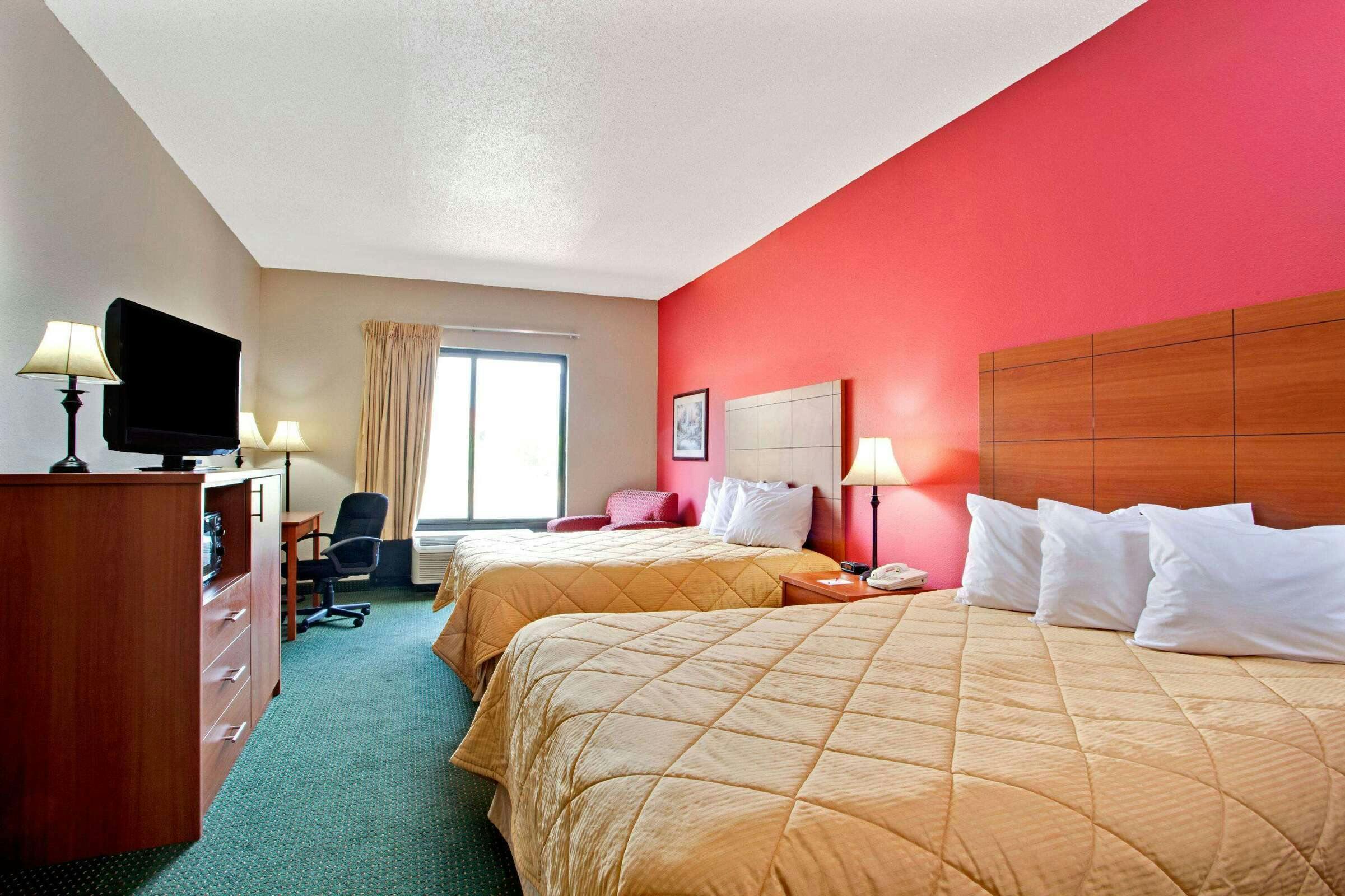 Hotel Ramada Pearl Jackson Airport photo 4