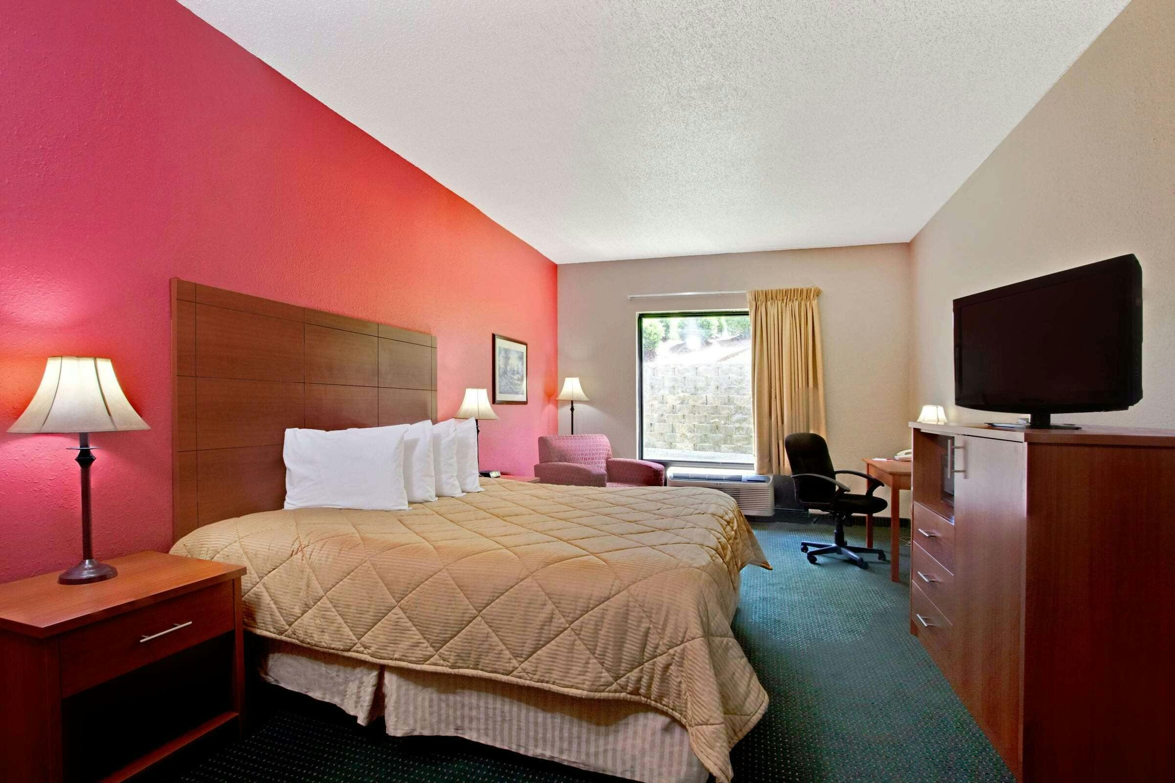 Hotel Ramada Pearl Jackson Airport photo 5