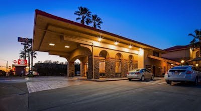 Best Western Plus Executive Inn & Suites