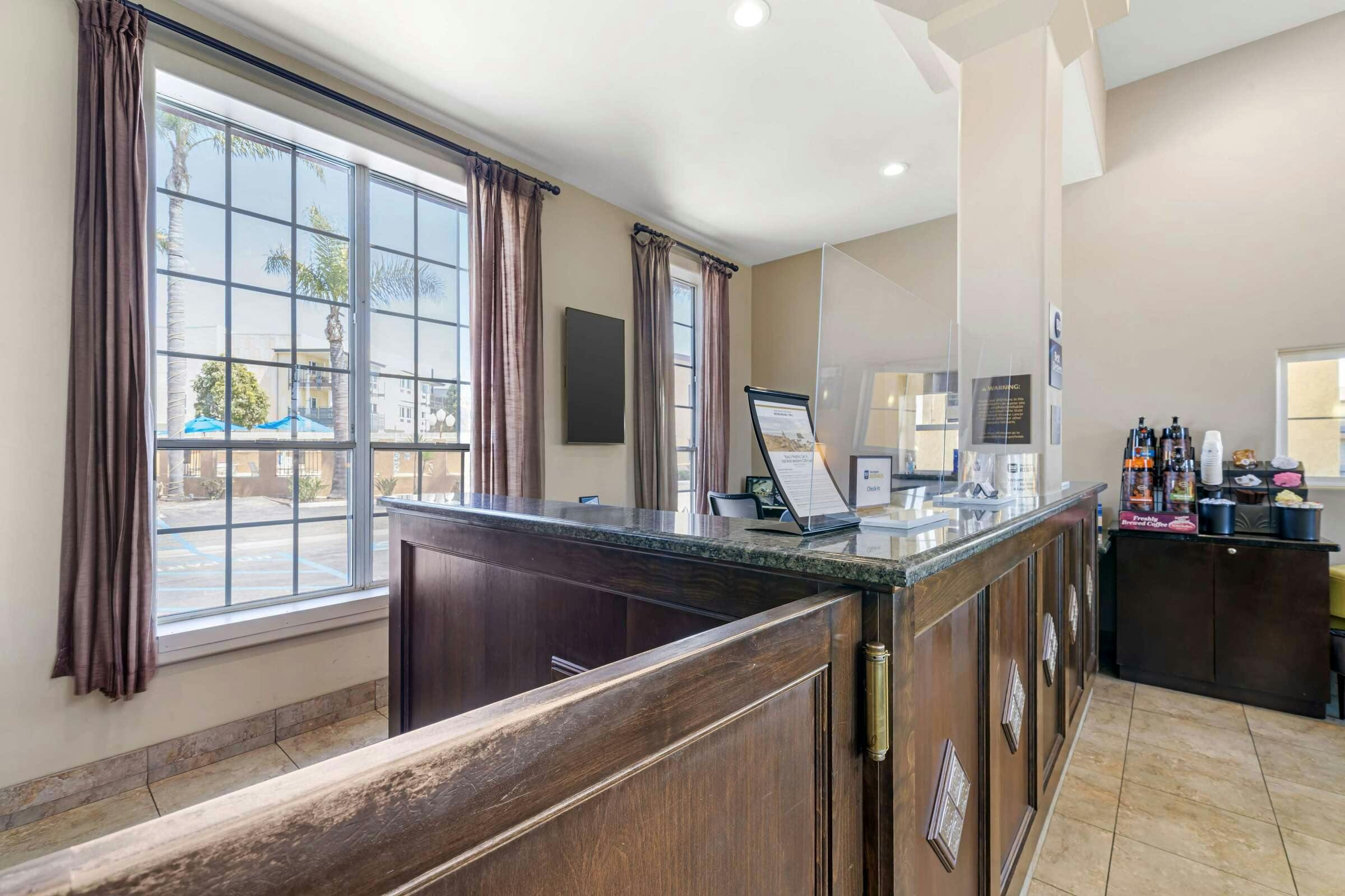 Hotel Best Western Oxnard Inn photo 3