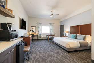 Hotel The Lodge Lake Chelan photo 1